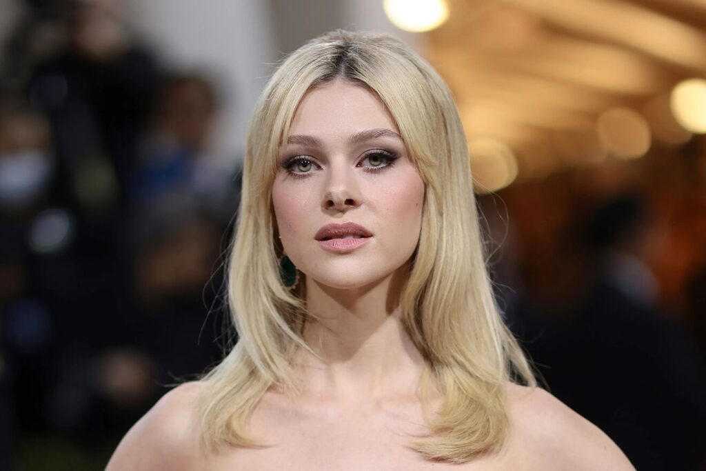 Nicola Peltz Net Worth, Early Life, Biography, Family, Personal Life ...