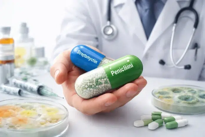 Strepto Penicillin injectable antibiotic concept for veterinary bacterial infection treatment